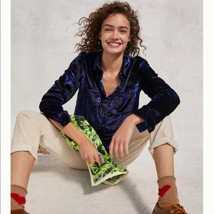 Pilcro Mara Relaxed Velvet Buttondown